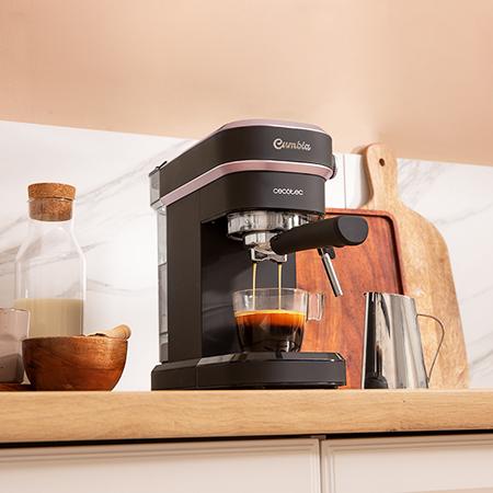 Máquina de café expresso Cecotec Cafelizzia 890 Rose com bocal de vapor - 1350 W - Capacidade de 1,1 L - Pressão de 20 bar - Bocal de vapor - Temperatura regulável - Aço inoxidável - Termobloco - Aquecedor de chávenas - Preto