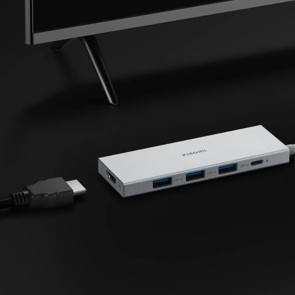 Xiaomi 5 em 1 USB-C Hub com 3x USB-A 3.0, 1x USB-C de carregamento rápido até 100 W, 1x HDMI - caixa em alumínio